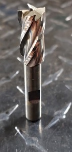 (1) HSS SQUARE END MILL