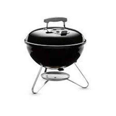 DESCRIPTION: (1) CHARCOAL GRILL BRAND/MODEL: WEBER SMOKEY JOE INFORMATION: BLACK RETAIL$: $50.00 EA SIZE: 14 IN QTY: 1