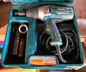 1/2" IMPACT WRENCH