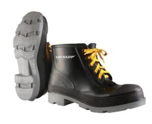 DESCRIPTION: (1) WORK SHOE BOOT BRAND/MODEL: DUNLOP/86103 INFORMATION: BLACK/WATERPROOF/CHEMICAL RESISTANT RETAIL$: 33.15 SIZE: SIZE: 12 QTY: 1