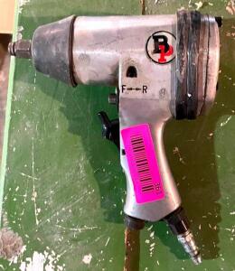 PNEUMATIC 1/2" IMPACT WRENCH