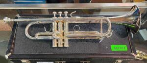 CANNONBALL LYNX BB TRUMPET WITH HARD SHELL CASE AND ACCESSRIES