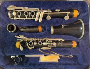 SELMER SIGNATURE SERIES ORCHESTRA CLARINET WITH CASE