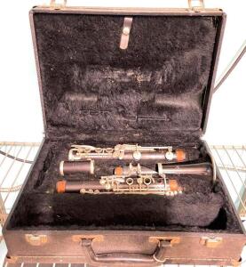 NORMANDY CLARINET W/ HARD CASE