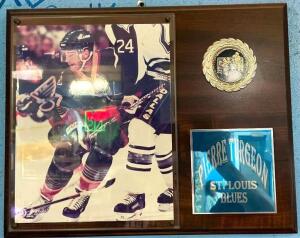 PIERRE TURGEON ST. LOUIS BLUES PHOTO ON WOODEN PLAQUE