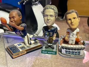 (3) - PC. BOBBLE HEAD SET