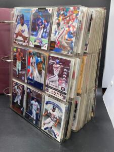 LARGE BASEBALL CARD SET - FULL BINDER