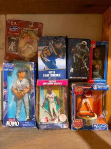 (6) - PC. VINTAGE BOBBLE HEAD AND ACTION FIGURE SET