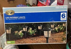 LED PATHWAY LIGHTS, SOLAR, 6 PACK