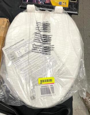 Champion 4 Max Toilet Seat Elongated White