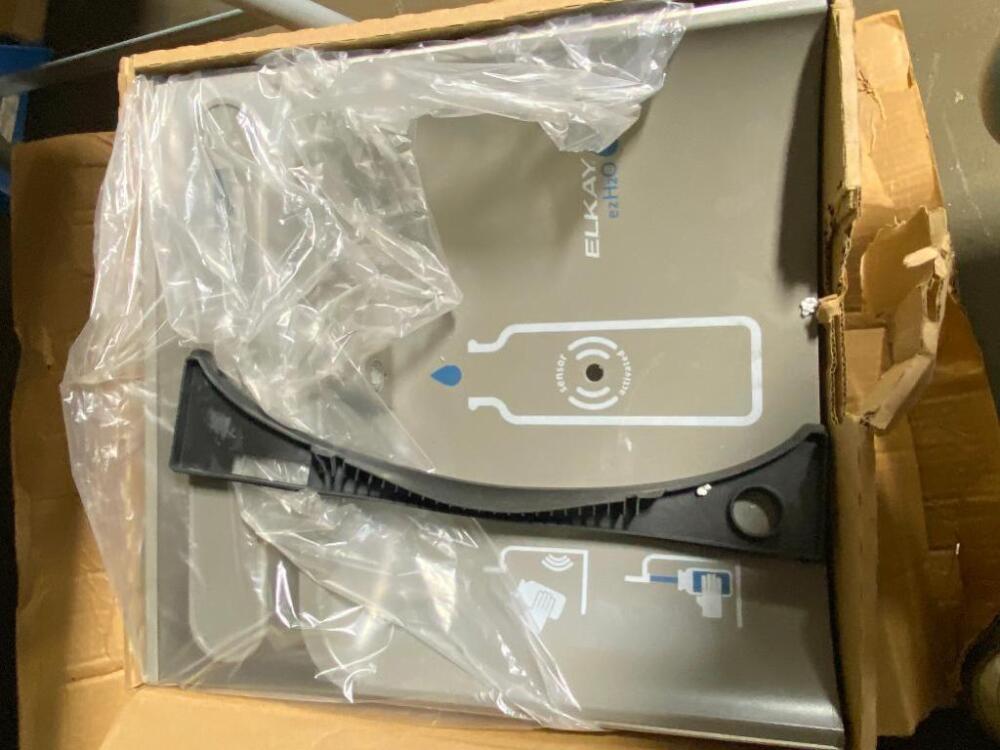 DESCRIPTION (1) SURFACE MOUNT WATER DISPENSER BRAND/MODEL ELKAY/EZWSR