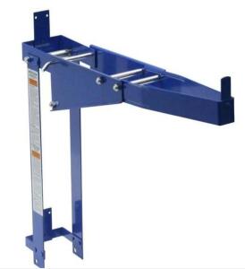 (2) PUMP JACK SCAFFOLDING WORK BENCH