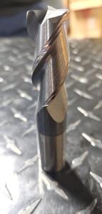 (1) SOLID CARBIDE SQ END MILL