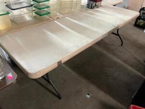 8' FOLDING TABLE