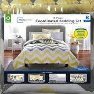 DESCRIPTION: (1) BEDDING SET BRAND/MODEL: MAINSTAYS INFORMATION: YELLOW AND GREY RETAIL$: $50.00 EA QTY: 1