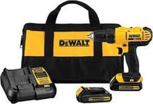 DESCRIPTION: (1) CORDLESS DRILL CHARGER AND (1) BATTERY BRAND/MODEL: DEWALT #DCD771C2 RETAIL$: $187.00 SIZE: 20 V QTY: 1