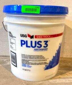 (4) USG SHEETROCK PLUS 3 JOINT COMPOUND