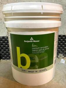 BEN SEMI GLOSS BASE 1 ACRYLIC LATEX PAINT