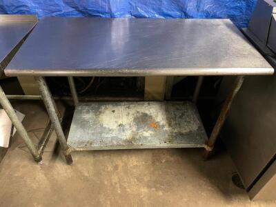 DESCRIPTION: 48" X 24" STAINLESS TABLE W/ GALV UNDER SHELF SIZE: 48" X 24" LOCATION: BAY 7 QTY: 1