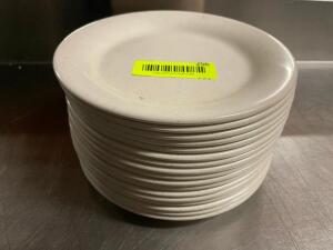 DESCRIPTION: (12) 7.5" PLASTIC PLATES. LOCATION: BAY 7 THIS LOT IS: ONE MONEY QTY: 1