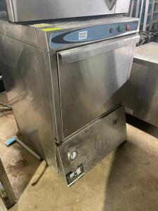 MOYER DIEBEL 201HT-70 UNDER COUNTER GLASS WASHER.