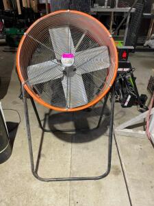 DESCRIPTION: MAX AIRR 24" AIR MOVER FAN BRAND/MODEL: MAXX AIRR LOCATION: SHOP QTY: 1