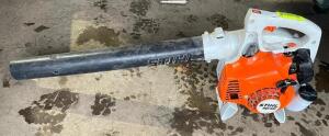 DESCRIPTION: GAS POWERED HAND HELD LEAF BLOWER BRAND/MODEL: STIHL BG50 LOCATION: SHOP QTY: 1