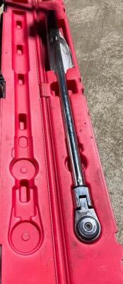 MAC TOOLS 1/2" TORQUE WRENCH W/ CASE.