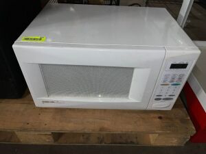 WHITE HOUSE HOLD MICROWAVE.