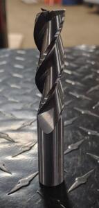 DESCRIPTION: (2) HIGH PERFORMANCE CARBIDE 3 FL SQ. END MILL BRAND/MODEL: DATA FLUTE AFIM30625-000 RETAIL$: $153 SIZE: 5/8" DIAM, 2-1/8" LOC QTY: 2