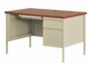 DESCRIPTION: (1) OFFICE DESK BRAND/MODEL: HIRSH/20436 INFORMATION: PUTTY & OAK/LAMINATE RETAIL$: 480.75 SIZE: 48"W X 29-1/2"H X 30"D QTY: 1