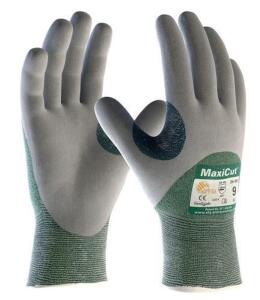 DESCRIPTION: (2) PACKS OF (12) NITRILE COATED GLOVES BRAND/MODEL: PIP/18-575 INFORMATION: MICRO-FOAM/GREEN & GRAY/SEAMLESS RETAIL$: 118.68 PER PK OF 1