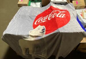 DESCRIPTION: (1) VINTAGE COCA COLA BLANKET BRAND/MODEL: KANATA/32029 INFORMATION: WHITE & RED/WASHING MACHINE SAFE RETAIL$: 36.99 QTY: 1