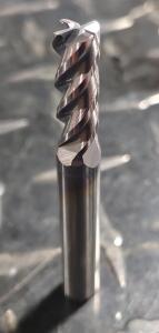 DESCRIPTION: (3) VRX SERIES SOLID CARBIDE RADIUS END MILLS BRAND/MODEL: GARR TOOL 27597 RETAIL$: 36.64 EA SIZE: 9/32" CUT 5/16" SHANK QTY: 3