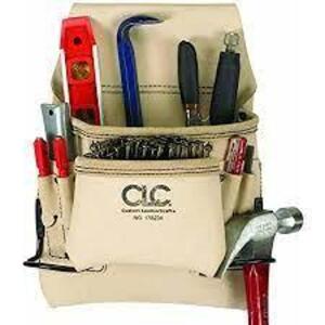 DESCRIPTION: CARPENTERS 8-POCKET NAIL AND TOOL BAG BRAND/MODEL: CLC LOCATION: SHOP QTY: 1