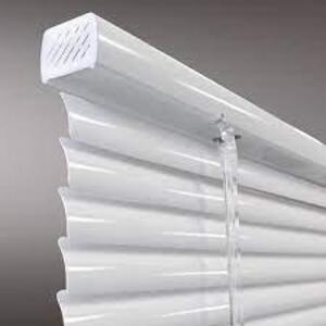 DESCRIPTION: (1) CASE OF APPROX (5) ALUMINUM MINI BLINDS INFORMATION: WHITE RETAIL$: $100.00 TOTAL SIZE: 47-3/8 X 64 QTY: 1