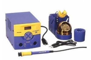 DESCRIPTION: (1) SOLDERING STATION BRAND/MODEL: HAKKO/FM203-HD INFORMATION: WITH HD HANDPIECE/TEMP RANGE: 300 TO 930F RETAIL$: 933.00 QTY: 1