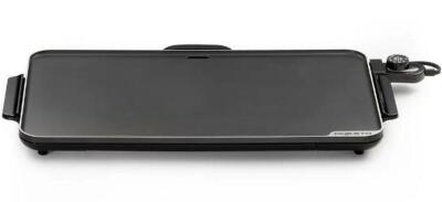 DESCRIPTION: (1) SLIMLINE ELECTRIC GRIDDLE BRAND/MODEL: PRESTO/7072 INFORMATION: BLACK/NONSTICK/1500 WATTS RETAIL$: 64.99 SIZE: 16.3"H X 3.03"W X 29.7