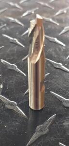 DESCRIPTION: (1) COBALT SQ. END MILL BRAND/MODEL: HERTEL 74128604 RETAIL$: $19.47 SIZE: 8mm 9/16" LOC 3/8" SD QTY: 1