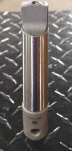 DESCRIPTION: (1) END MILL ADAPTER HOLDER BRAND/MODEL: TOOLMEX 7-155-030 RETAIL$: $69.91 SIZE: 5MT 1" HOLE END QTY: 1