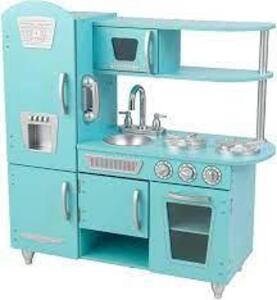 DESCRIPTION: (1) KITCHEN PLAYSET BRAND/MODEL: KITTIEKRAFT INFORMATION: VINTAGE RETAIL$: $132.25 EA SIZE: IMAGES ARE FOR ILLUSTRATION PURPOSES ONLY AND