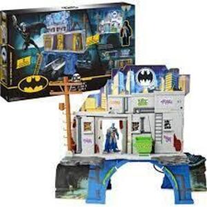 DESCRIPTION: (1) 3-IN-1 BATCAVE PLAYSET BRAND/MODEL: BATMAN RETAIL$: $40.00 EA QTY: 1