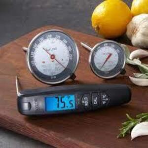 DESCRIPTION: (1) KITCHEN THERMOMETER SET BRAND/MODEL: TAYLOR KITCHEN RETAIL$: $25.00 EA QTY: 1