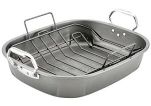 (1) OVAL ROASTER ROASTING PAN