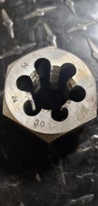 (1) HEX RETHREADING DIE