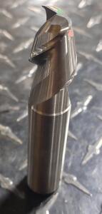 (1) SOLID CARBIDE ROUGHING END MILL