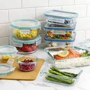 DESCRIPTION: (1) 18 PC GLASS FOOD STORAGE SET BRAND/MODEL: SNAPWARE PURE PYREX RETAIL$: $40.00 EA QTY: 1