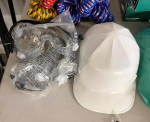 ASSORTED LOT OF (4) NEW SAFETY GOGGLES AND HARD HAT