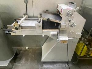 DESCRIPTION: ACME MODEL 8 COMMERCIAL DOUGH SHEETER BRAND / MODEL: ACME MODEL 8 ADDITIONAL INFORMATION 115 VOLT, 1 PHASE SIZE 27" X 58" X 60" LOCATION: