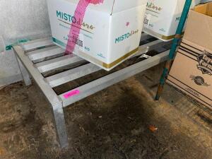 DESCRIPTION: 48" X 20" ALUMINUM DUNNAGE RACK SIZE 48" X 20" LOCATION: WALK IN QTY: 1